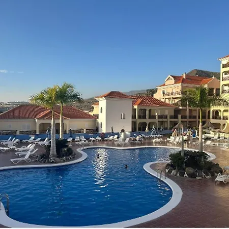 Summer Dream With Heated Pool And Wifi *